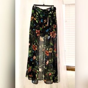 Split Maxi skirt with shorts
